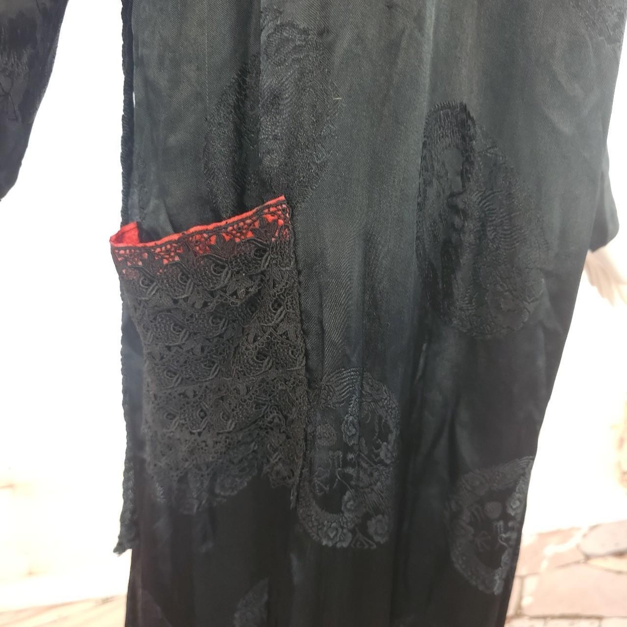 1940s 1950s Black Red Dragon Embroidered Chinese Robe Tie Waist Jacket Dress