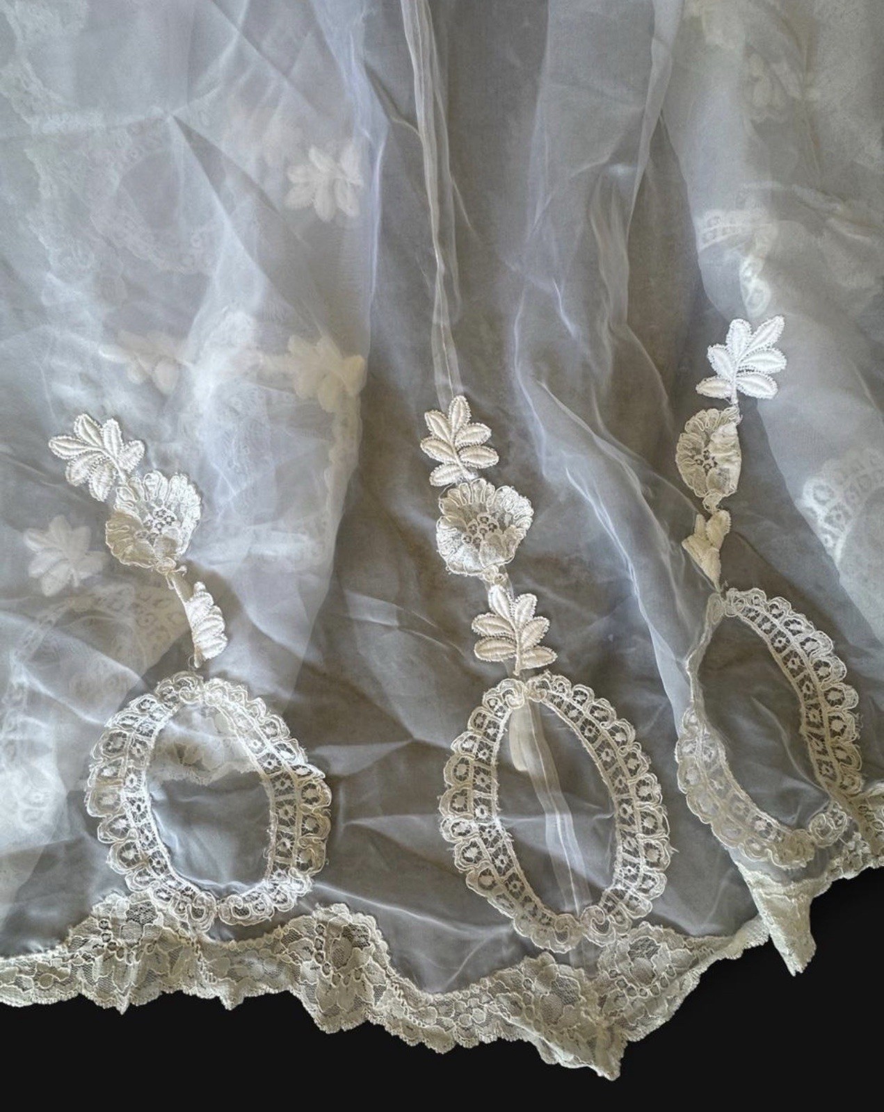Vintage Wedding Dress With Train