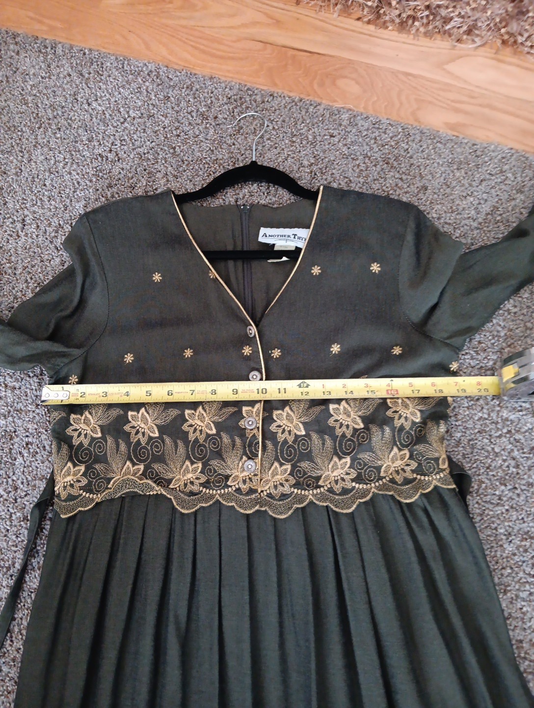 Vintage Another Thyme olive green and gold dress with 3/4 sleeve Size 10