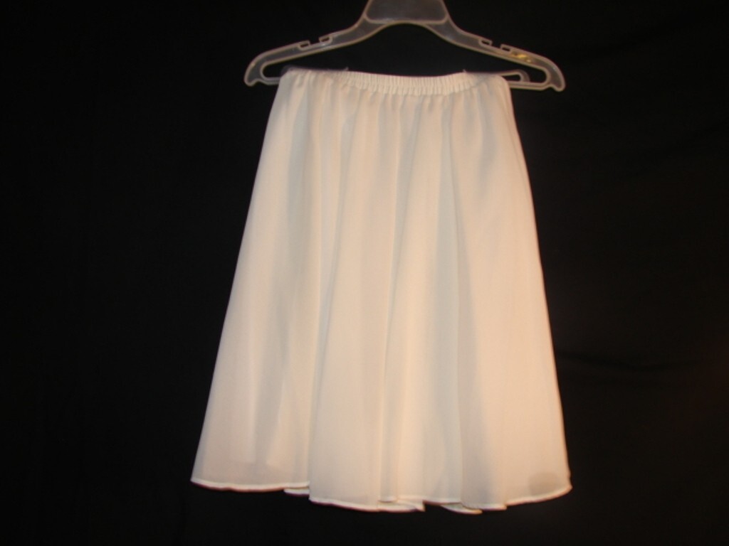 Vintage Stenay Beaded Off White Top made of 100% Silk Size PS with Small Skirt