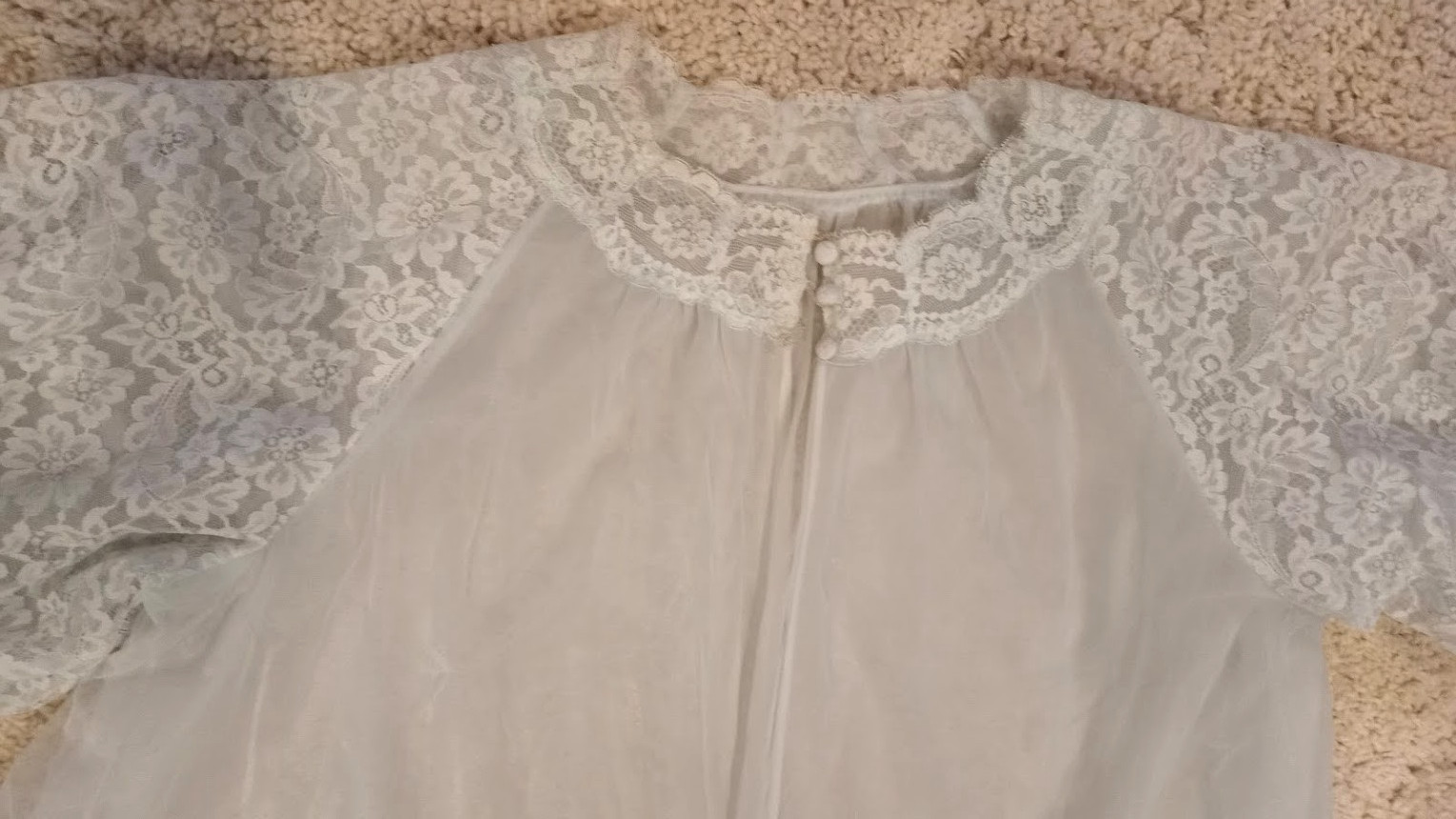 Vintage Vanity Fair Blue 36 Sheer Nylon Lace Peignoir Lingerie Long Robe (57A)