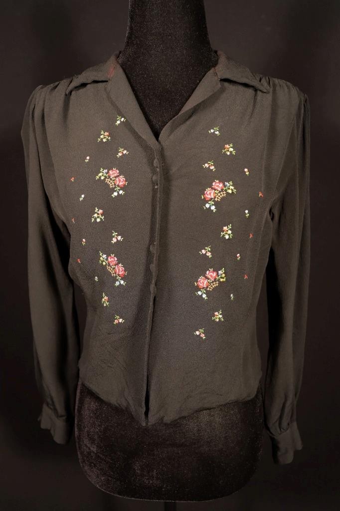 Vintage French 1940&rsquo;s Black Rayon Crepe Floral Embroidered Blouse Size Medium