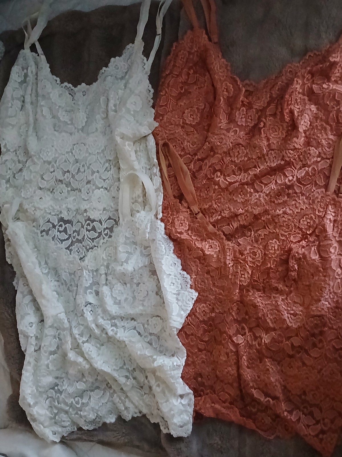 1 – Sienna Vintage Cabernet Lace Cami – 3X Style 4231