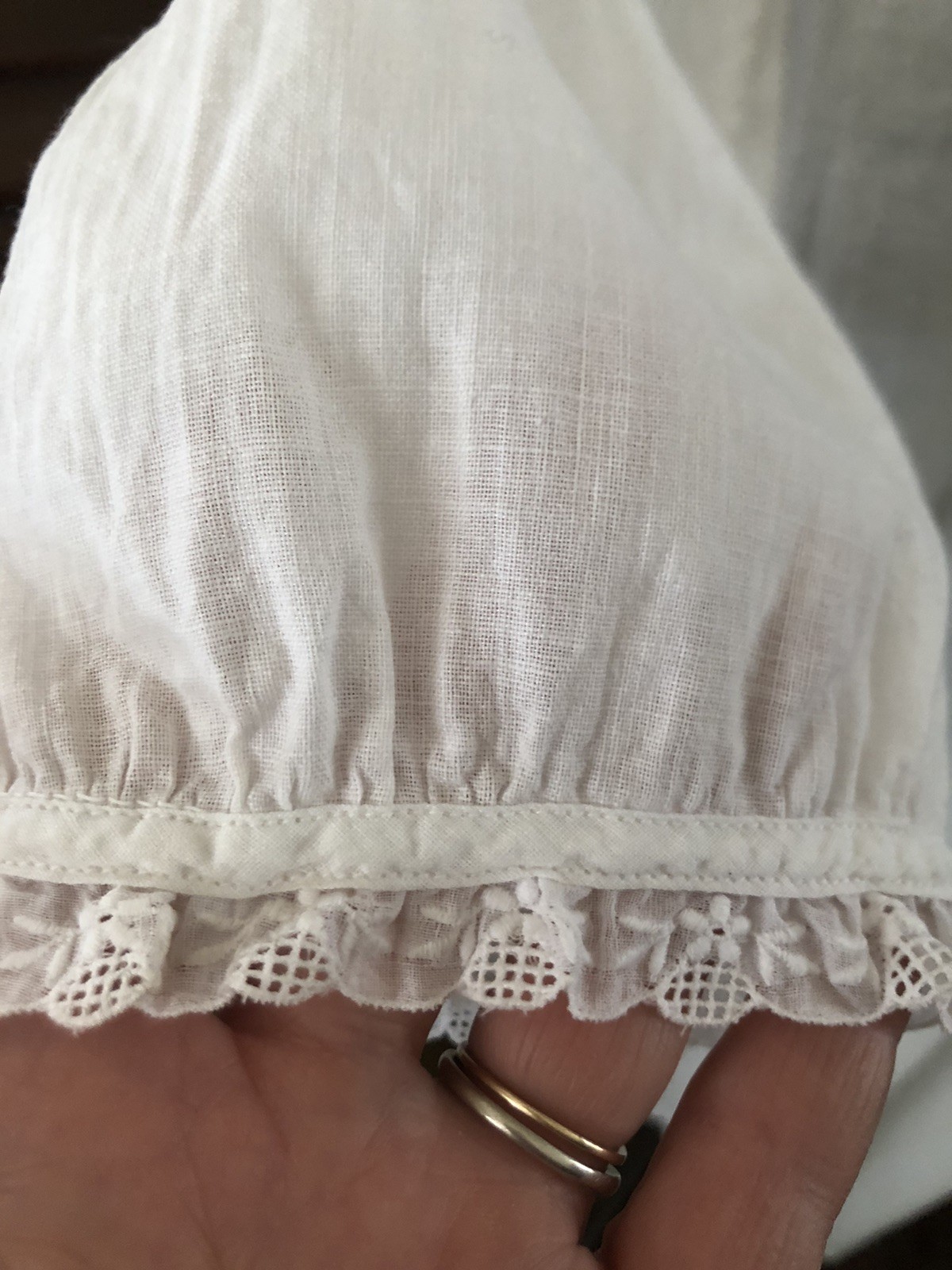 Vintage Antique 1800’s 1900’s Cotton Lace Dressing Bed Gown Lingerie 44-52-60