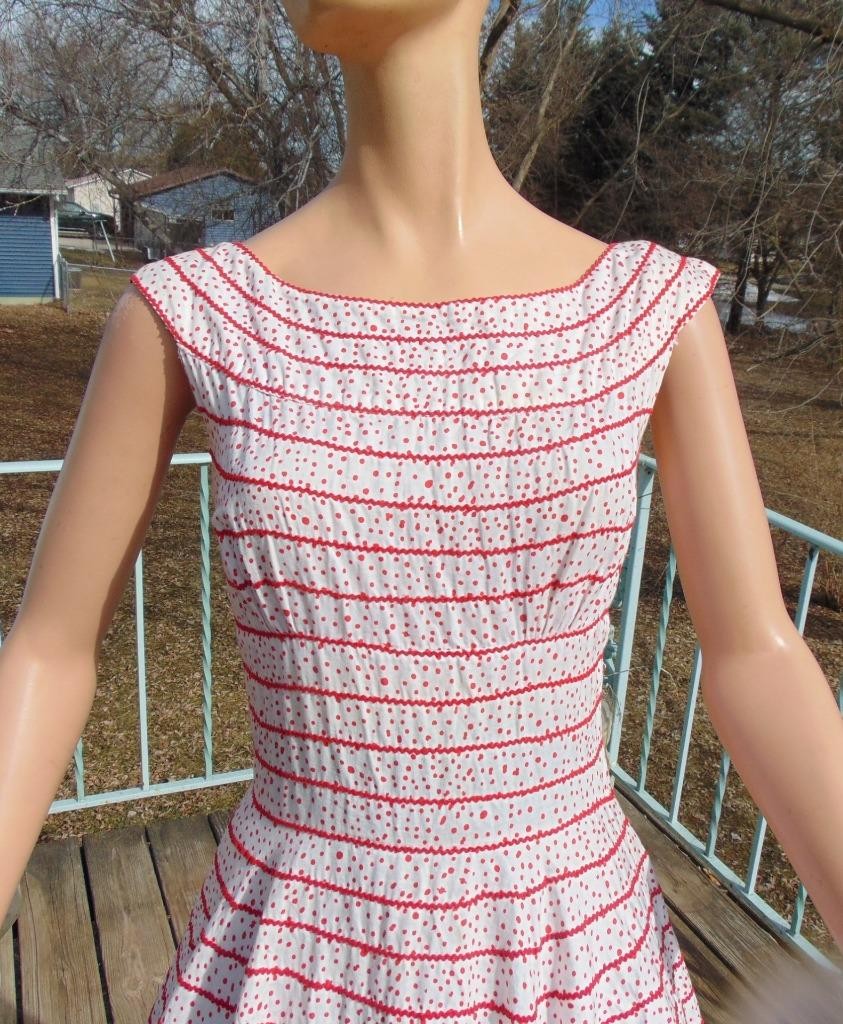VTG 50s White w Red Polka Dots & Ric Rac Full Skirt Cotton Dress 24W