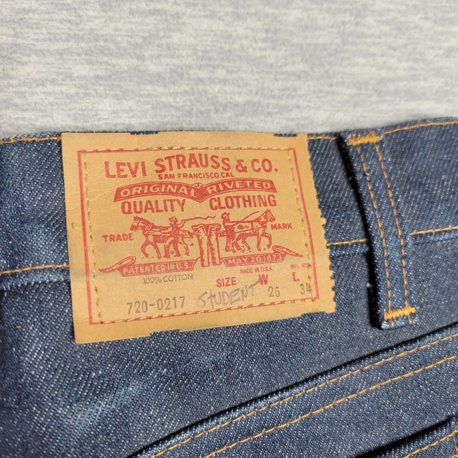 VTG 80s Levis Student Jeans Size 26×34 Made In USA Sample Pair SEE DESCRIPTION