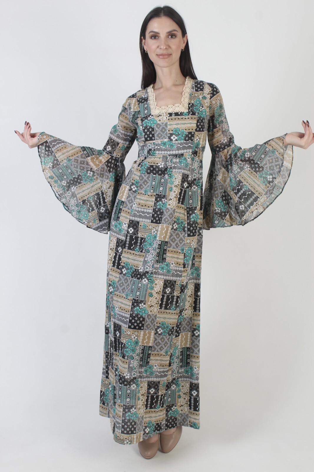 Vtg 70s Patchwork Dress Kimono Angel Sleeves Boho Wedding Prairie Cottage Maxi