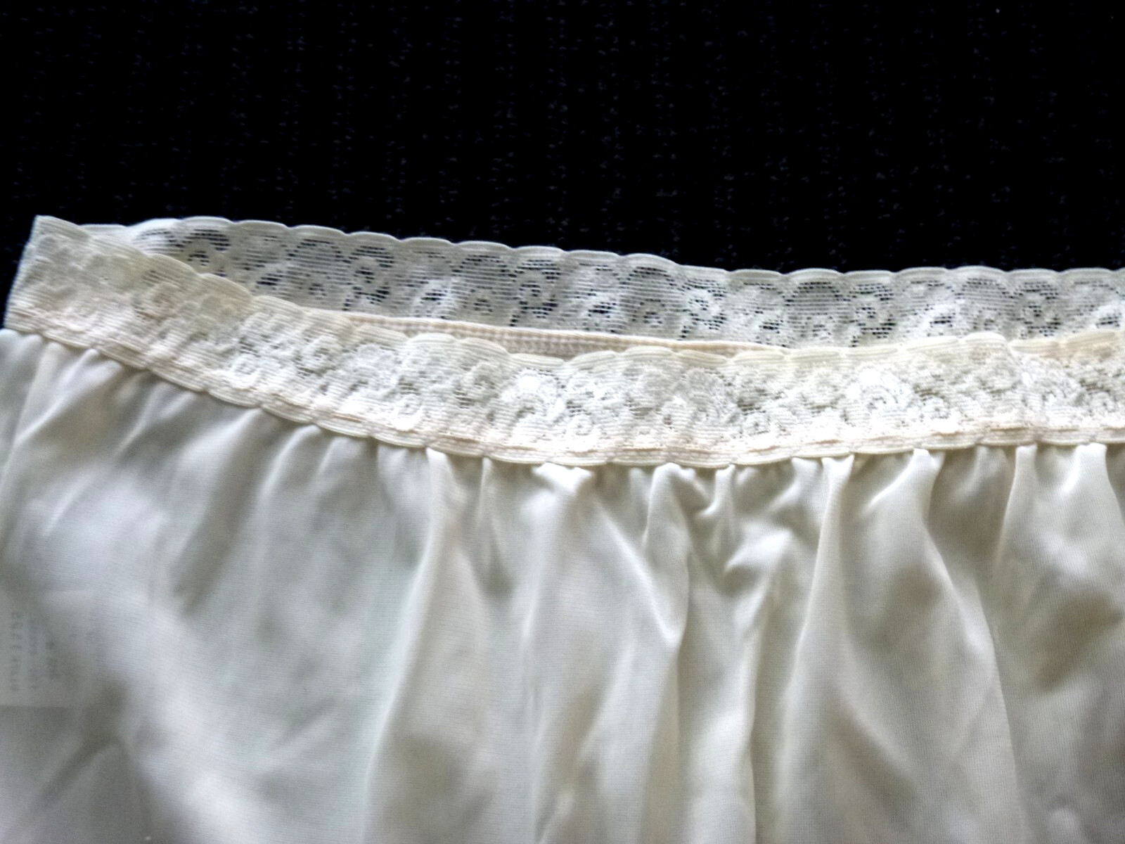 NOS Vtg Dixie Belle Off White Nylon Granny Panties Mushroom Gusset Sz 9