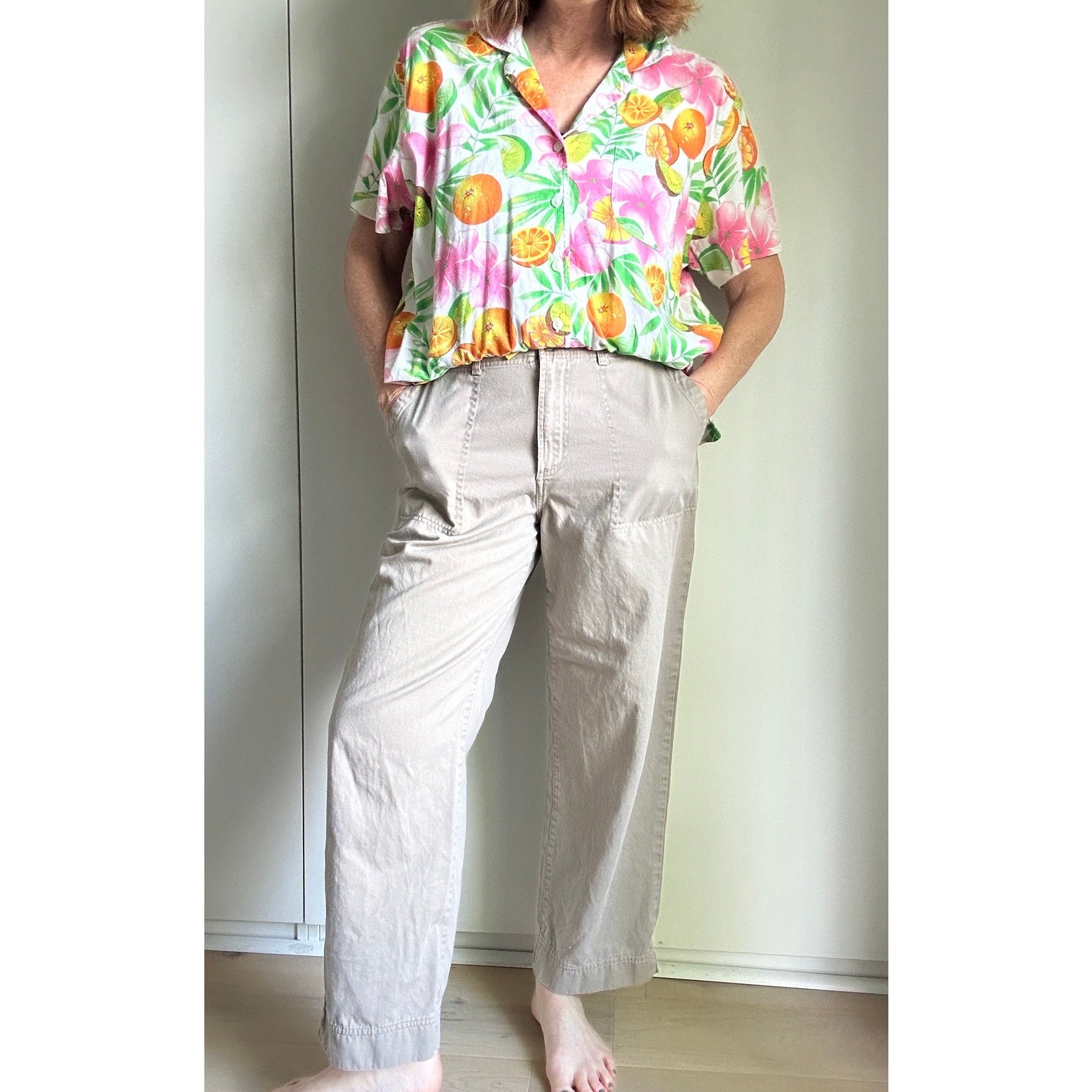 VTG Women’s Wide Leg Khaki Chino Pants Utility Pockets Waist 29 Classic Workwear
