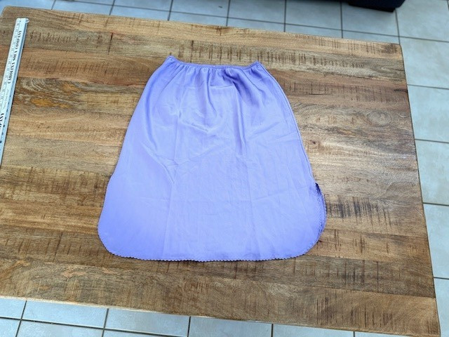 Blanche Half Slip Style 0222 Womens Size Large 25 in Length Purple USA Vintage