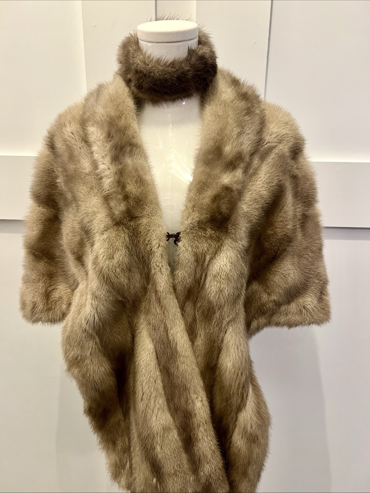 Vintage Real Fur Mink Stole Wrap W/Choker W/ Inner Silk Pockets Buttons RARE