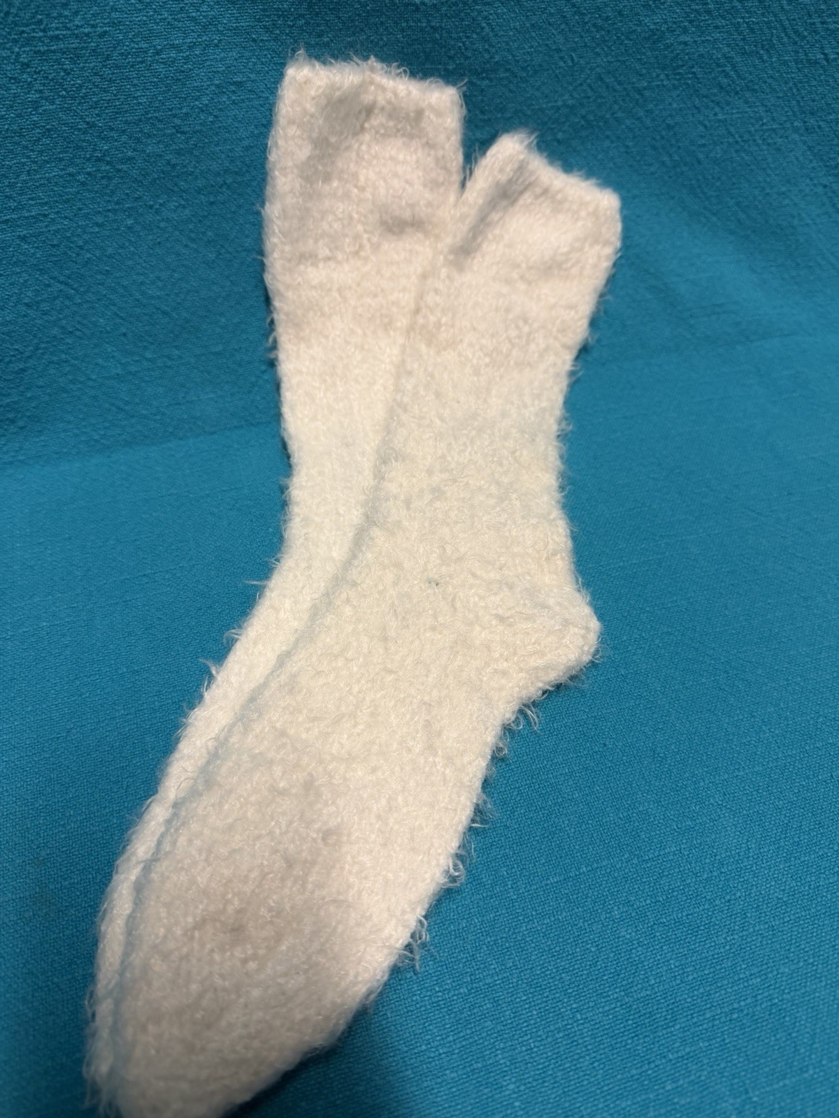 Vintage Ladies Socks Acrylic Crew White 8-11 15.5&Prime; 80&rsquo;s 90&rsquo;s NOS Fuzzy.