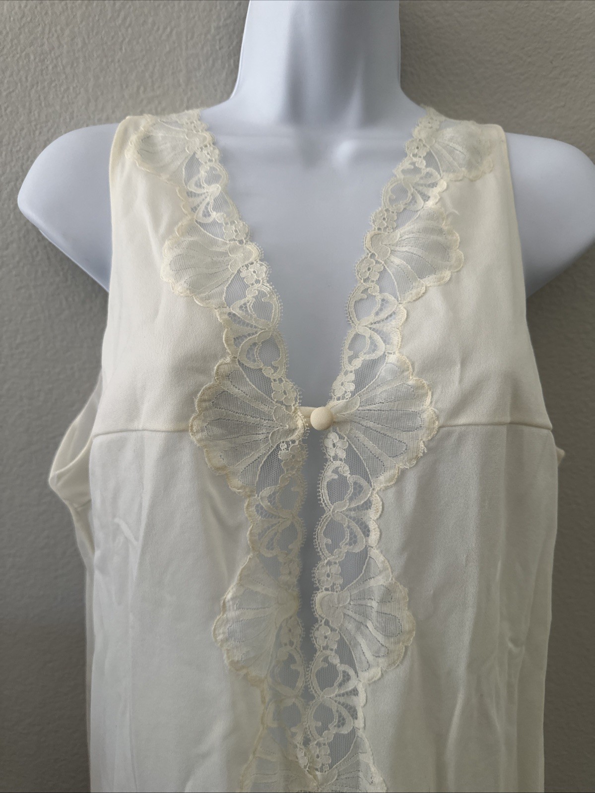 Vintage EMILIO PUCCI Formfit Rogers Ivory Lace Sleeveless Nightgown Medium