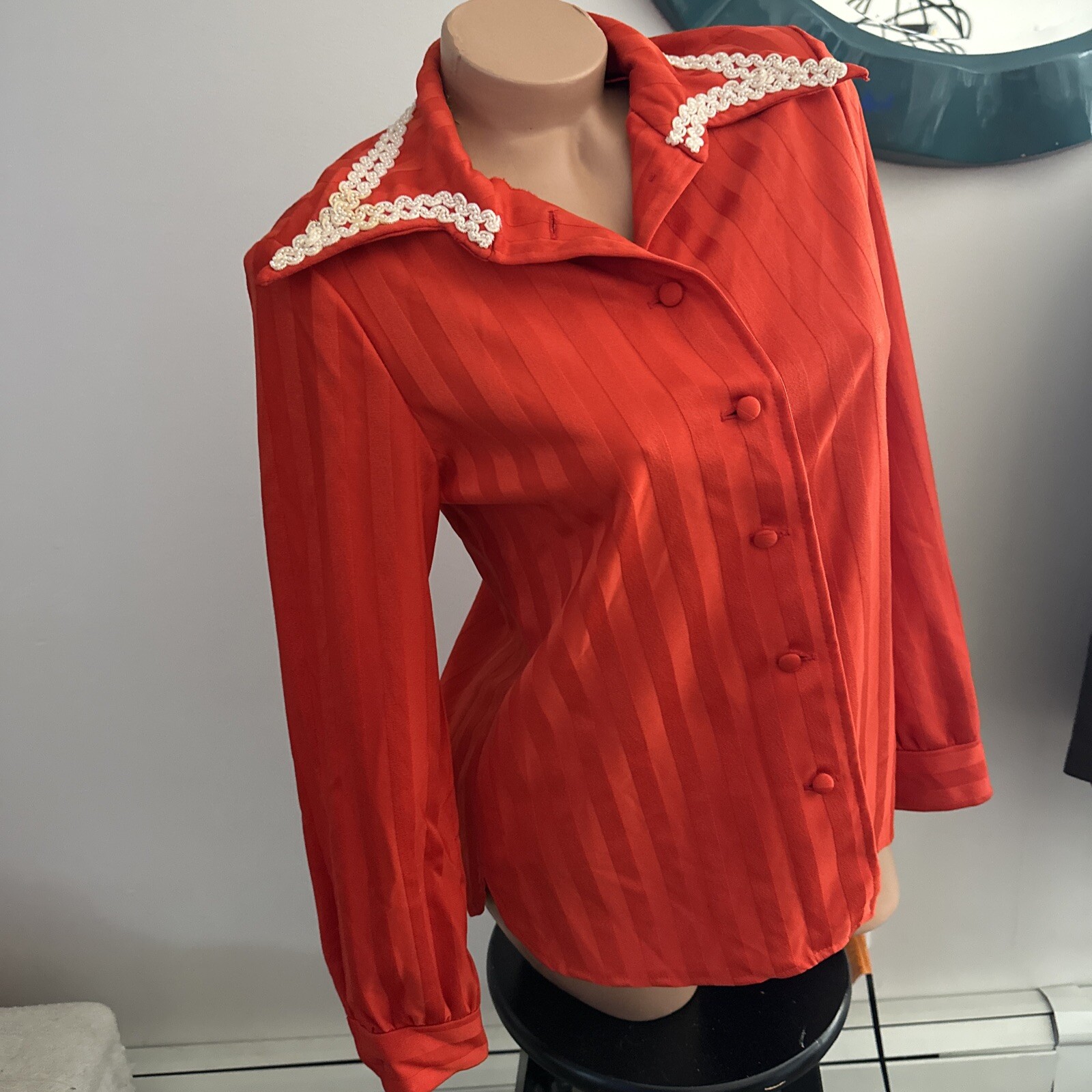 Vintage PARADE New York Dress Shirt Size 12 Button Down Red Design Collar