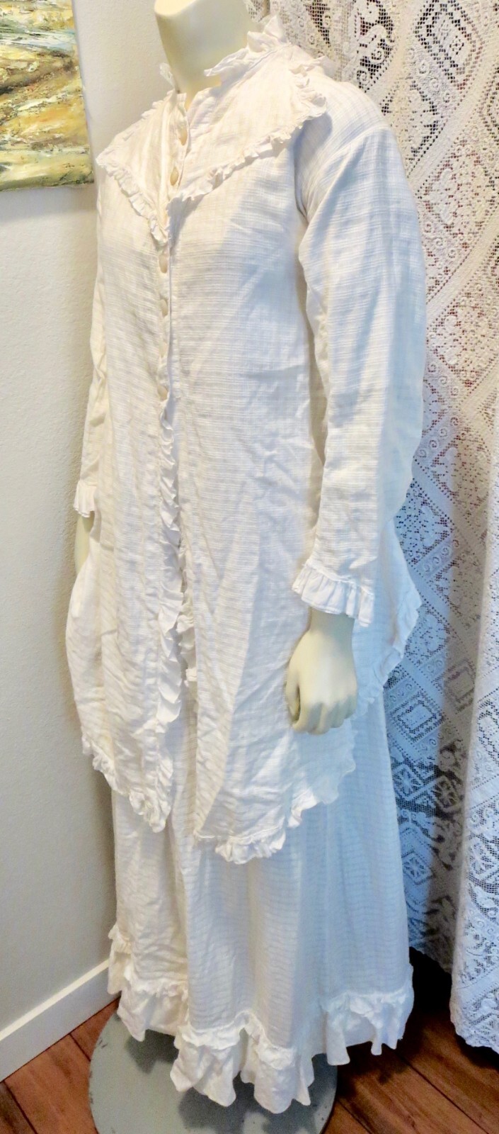 Antique 1880s Two-Piece Cotton Summer White Bustle Dress Original Buttons 32&Prime; B