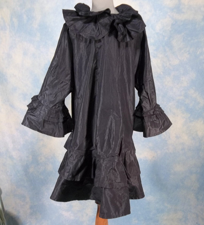 Victorian Antique Black Silk Bed or Dressing Jacket Peignoir
