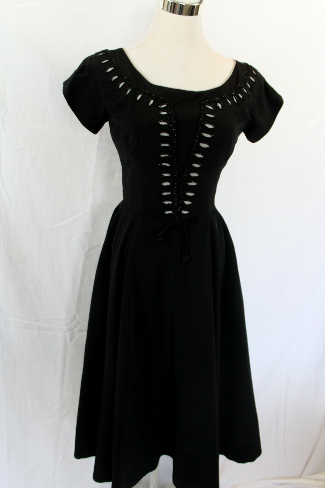 Vintage 1950 Carlye Woman&rsquo;s Black Fitted Full Circle Dress Embellished Bodice Sm