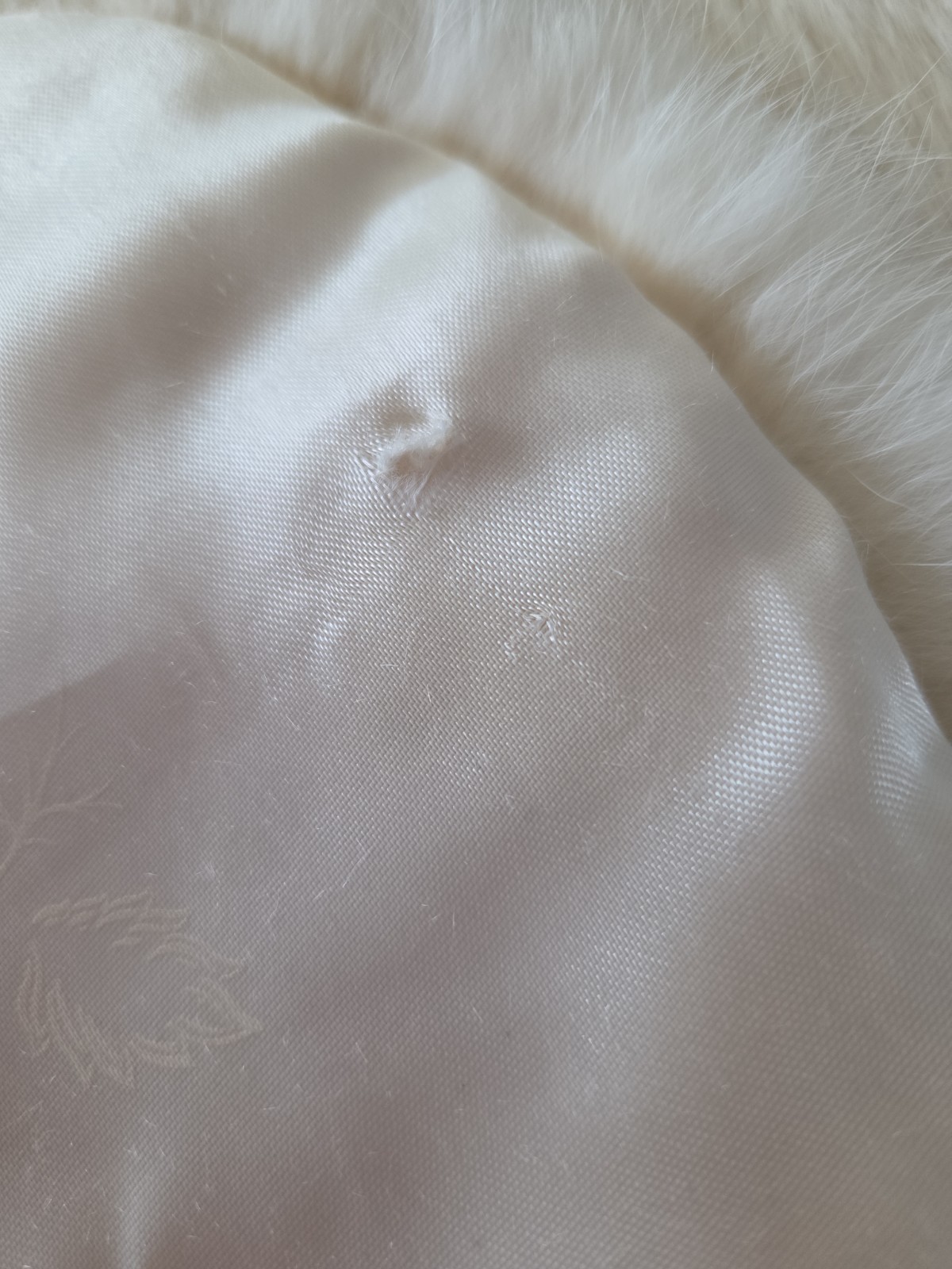 Vintage 1960s Ivory Genuine Fur Stole Satin Lined Bridal Evening Wrap Capelet