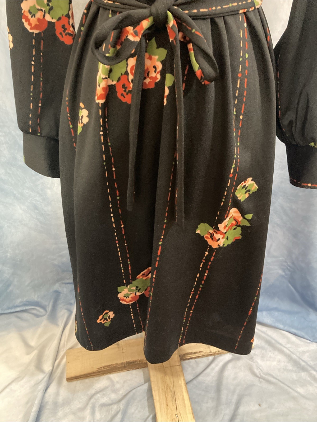 Vintage 1970s CLOVIS RUFFIN Ruffinwear Dress Western Dark Floral Jersey Knit