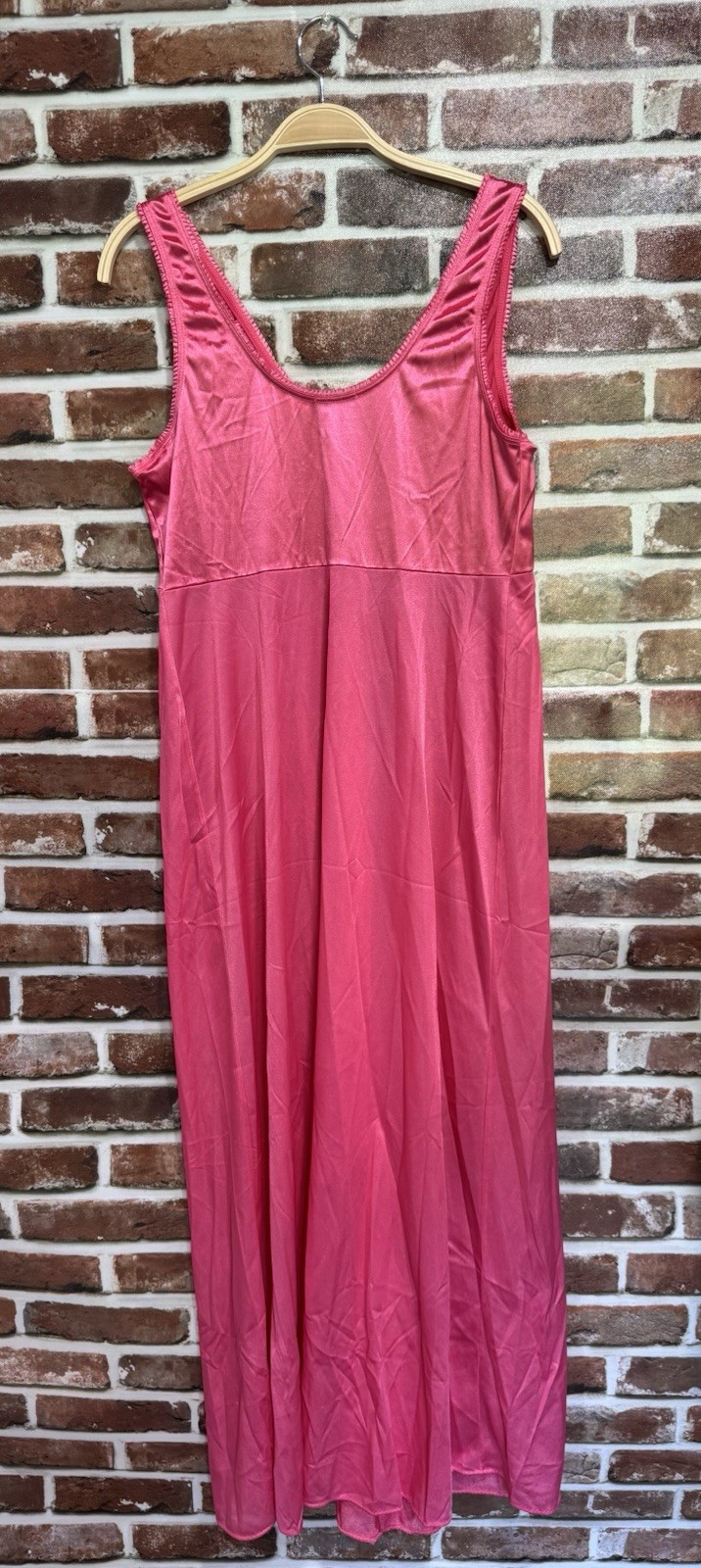 VINTAGE Vassarette Womens Size Large Nightgown FUCHSIA HOT PINK Gown