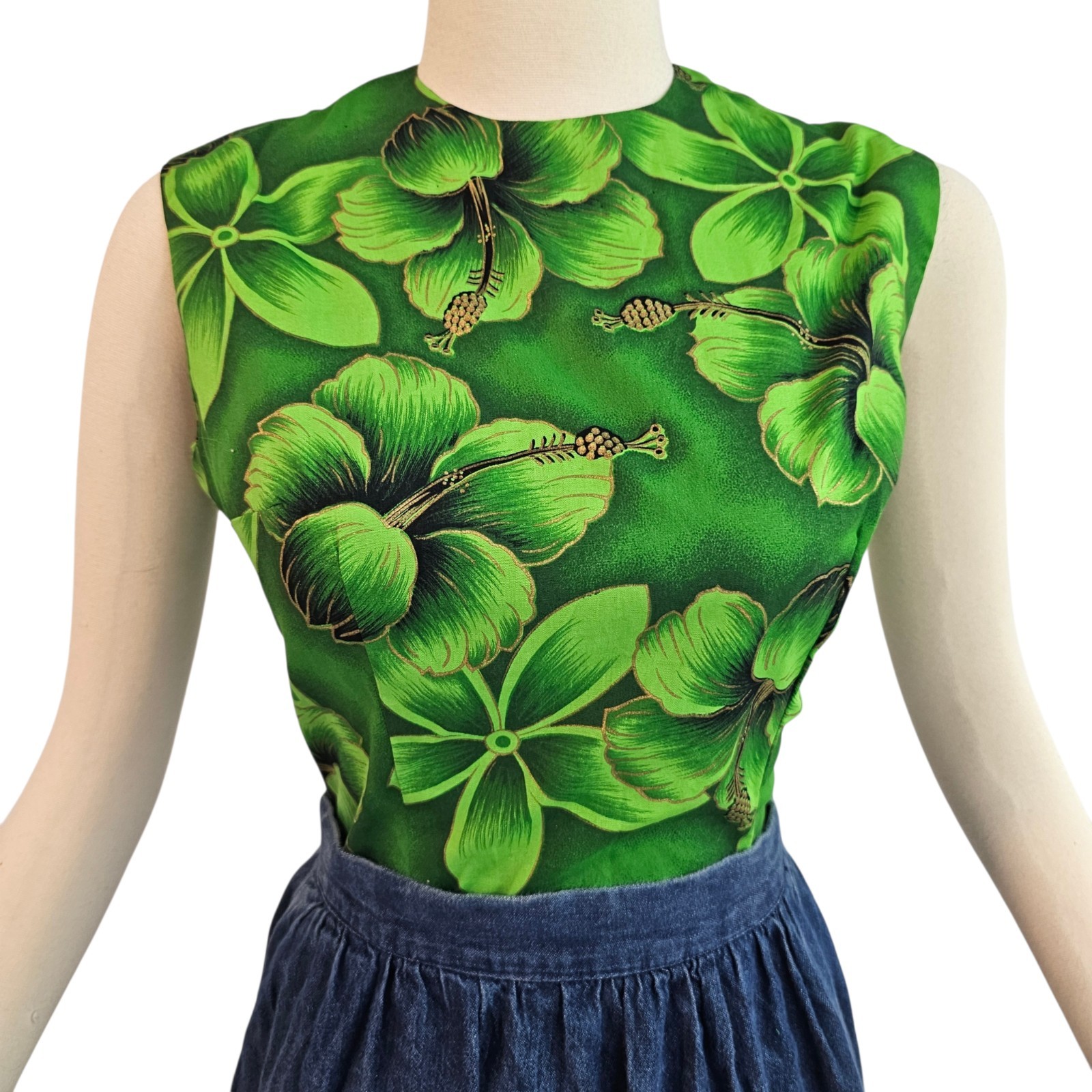 Vintage 1960&rsquo;s Blouse Top Shirt Hawaiian Print Bright Green Floral Sleeveless