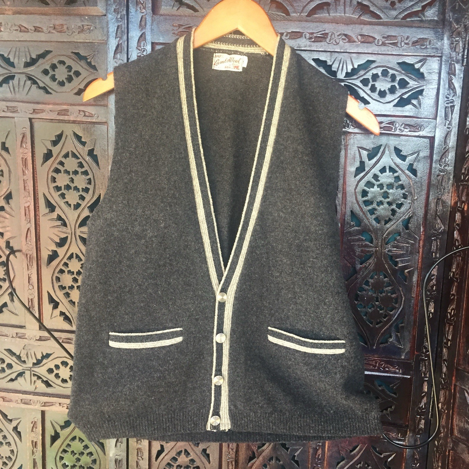 VTG 100% Wool Sweater Vest Cardigan Womens M Gray Preppy Academia Lambswool