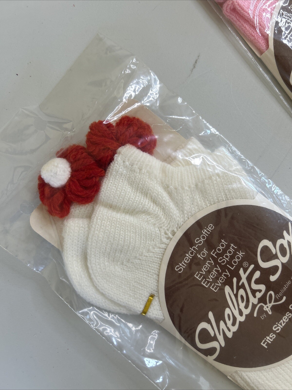VTG Bootie Socks NOS White Red 8-11 Flowers Tassel Shelets Low Cut Ankle 1970s
