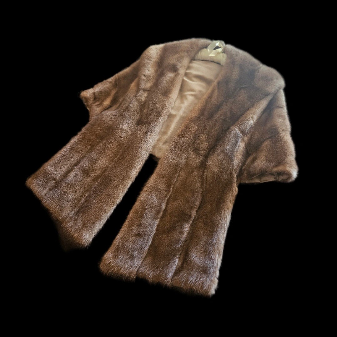 Pristine Vintage Bensky Furs « Autumn Haze » Mink Fur Stole Capelet – Excellent Co