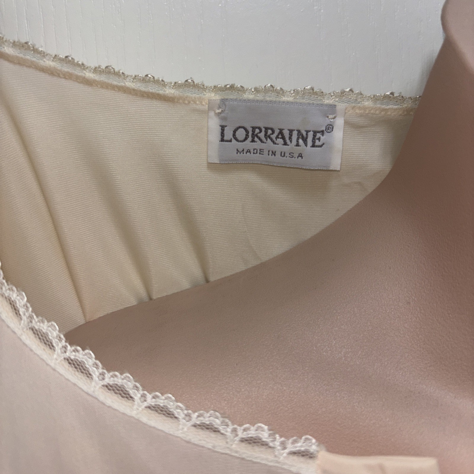 VTG LORRAINE LIGHT PEACH BUTTON FRONT SHEER NYLON NIGHTGOWN ROBE USA 1X LACE