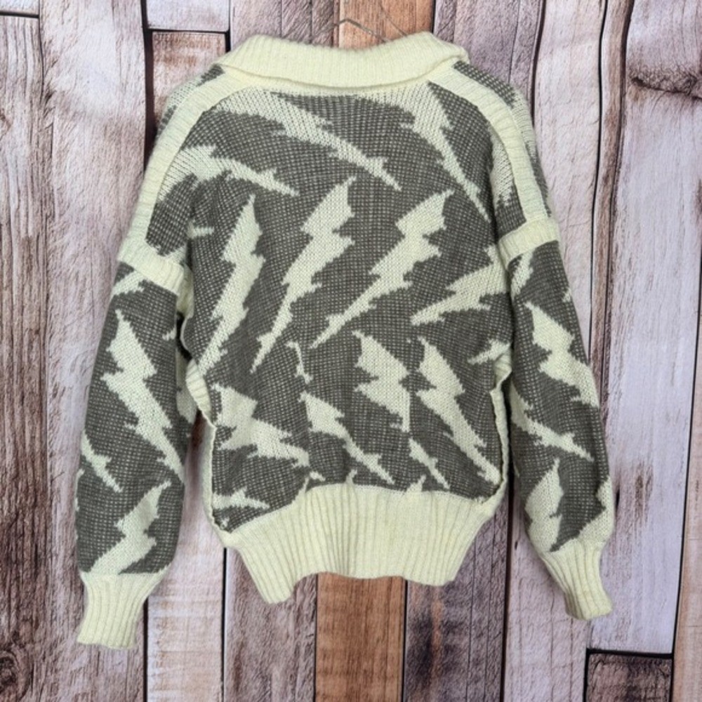 Escada Cardigan Sweater Vintage Lightning Alpine West Germany Cabincore Size 38