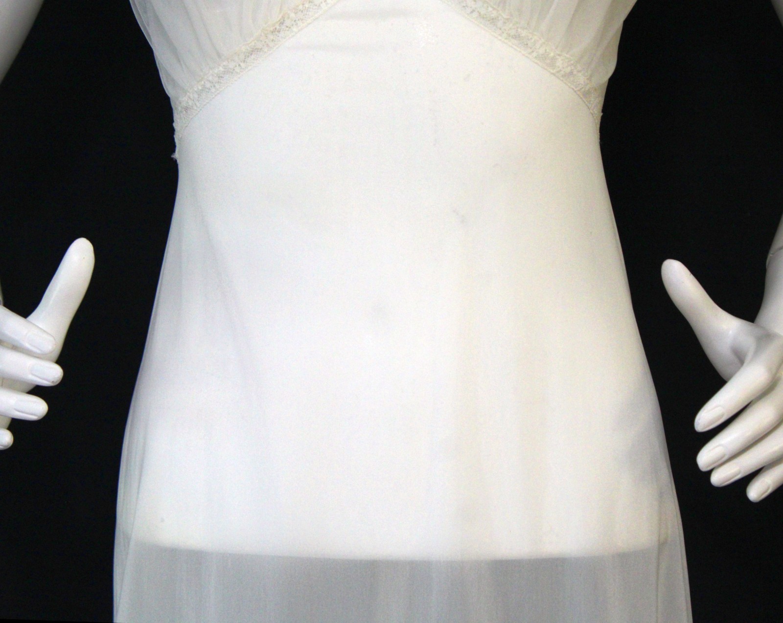 VTG 70s Pinehurst White Nylon Maxi Nightgown Sheer Bust Fitted Waist Sz 34(2-4)