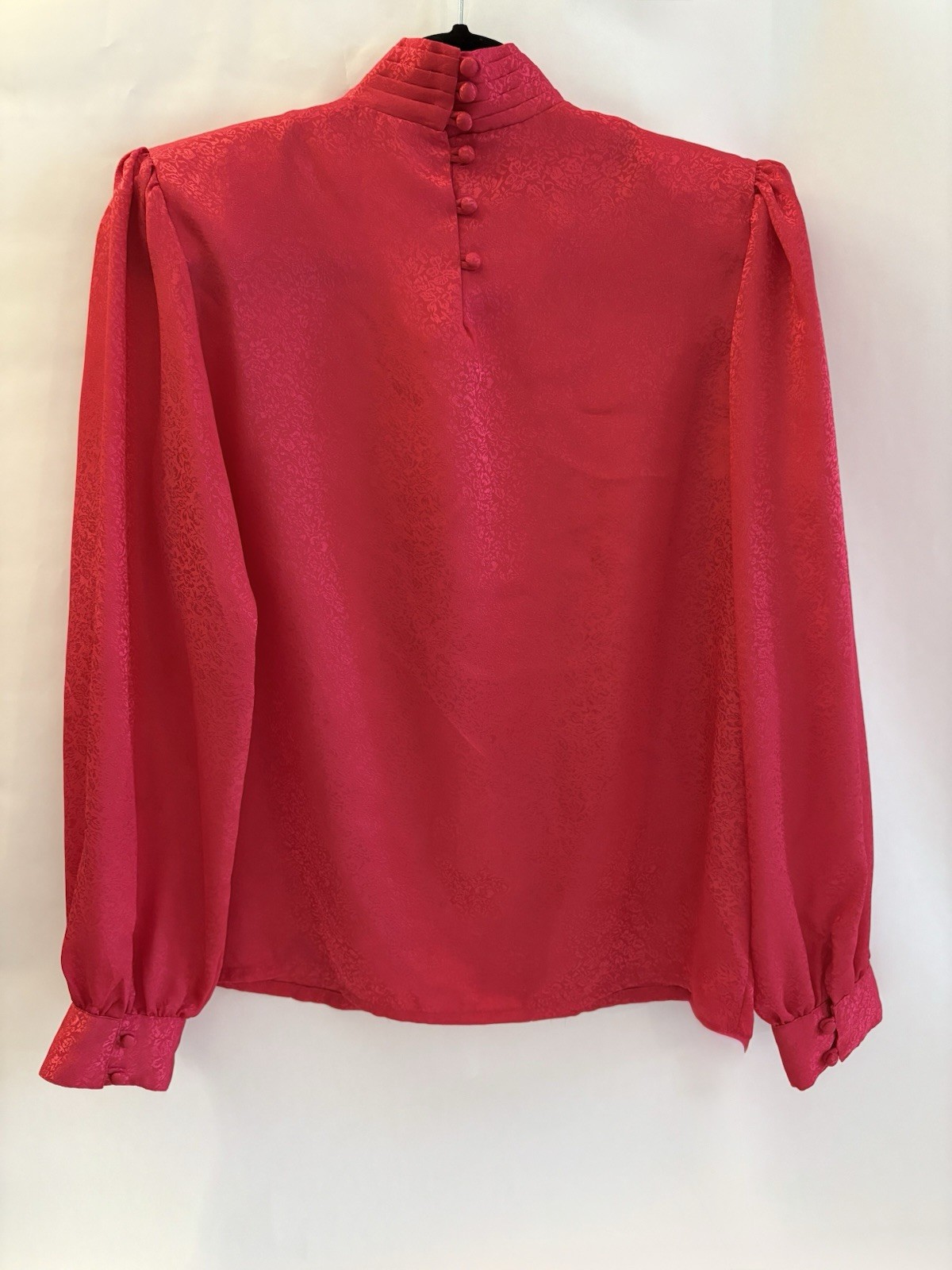 VTG Reddish Blouse, Faint Pattern. Made In Korea. 100% Polyester But Feels Silky