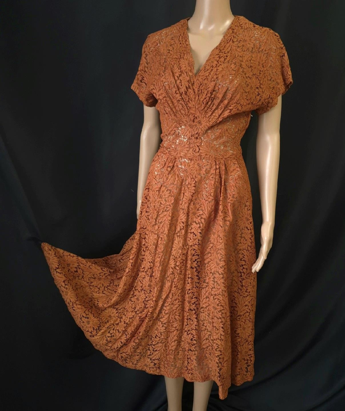 POST WAR 1940s 50s Vintage Sheer COPPER BROWN LACE A-line PARTY DRESS – S