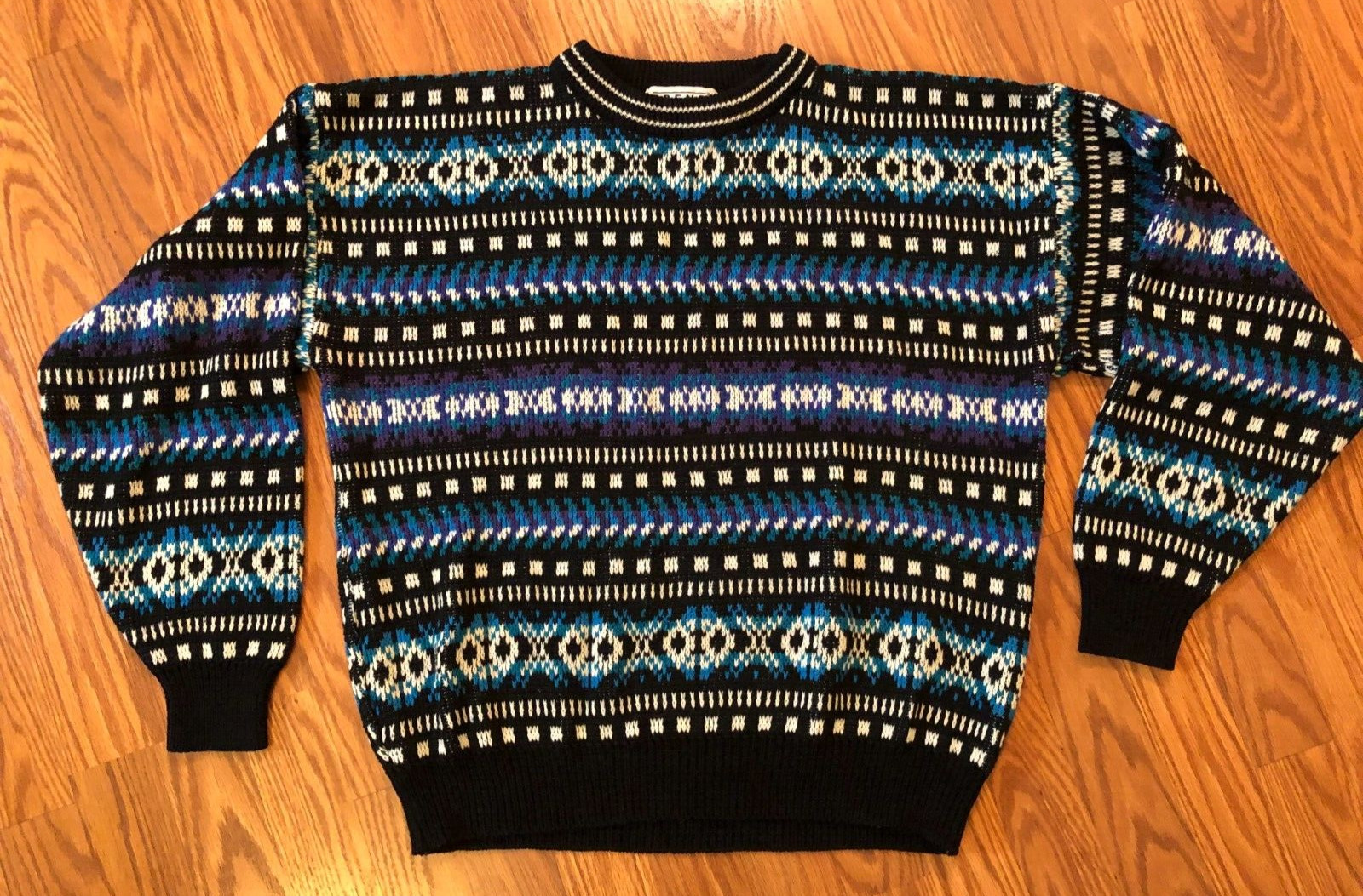 VTG 80s-90s Trend Basics Women&rsquo;s Knit Sweater – Blue Black Purple Strips Size L