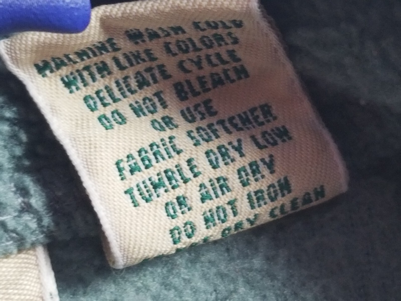 L.L. bean vintage 90s button down Green cardigan Sweater Women&rsquo;s Made In Macau