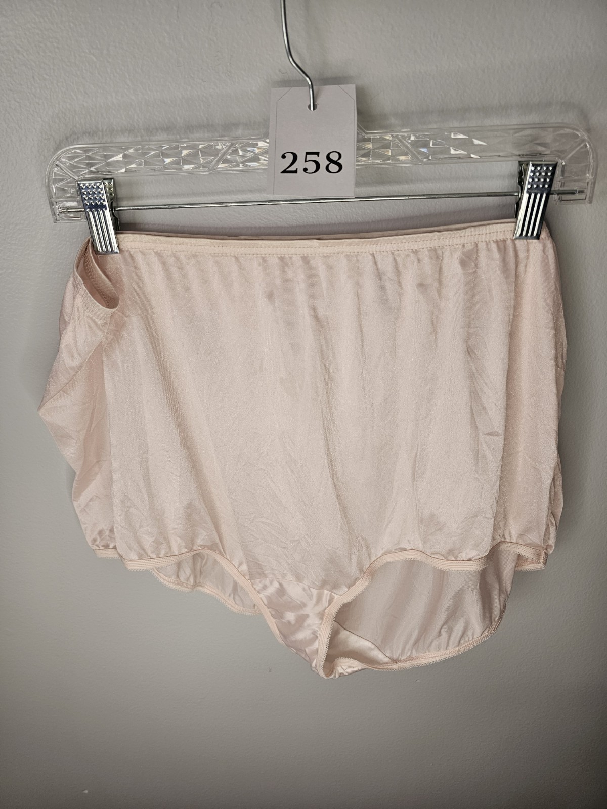 Vintage Vanity Fair Nylon Pink Panties Size 11/4xl