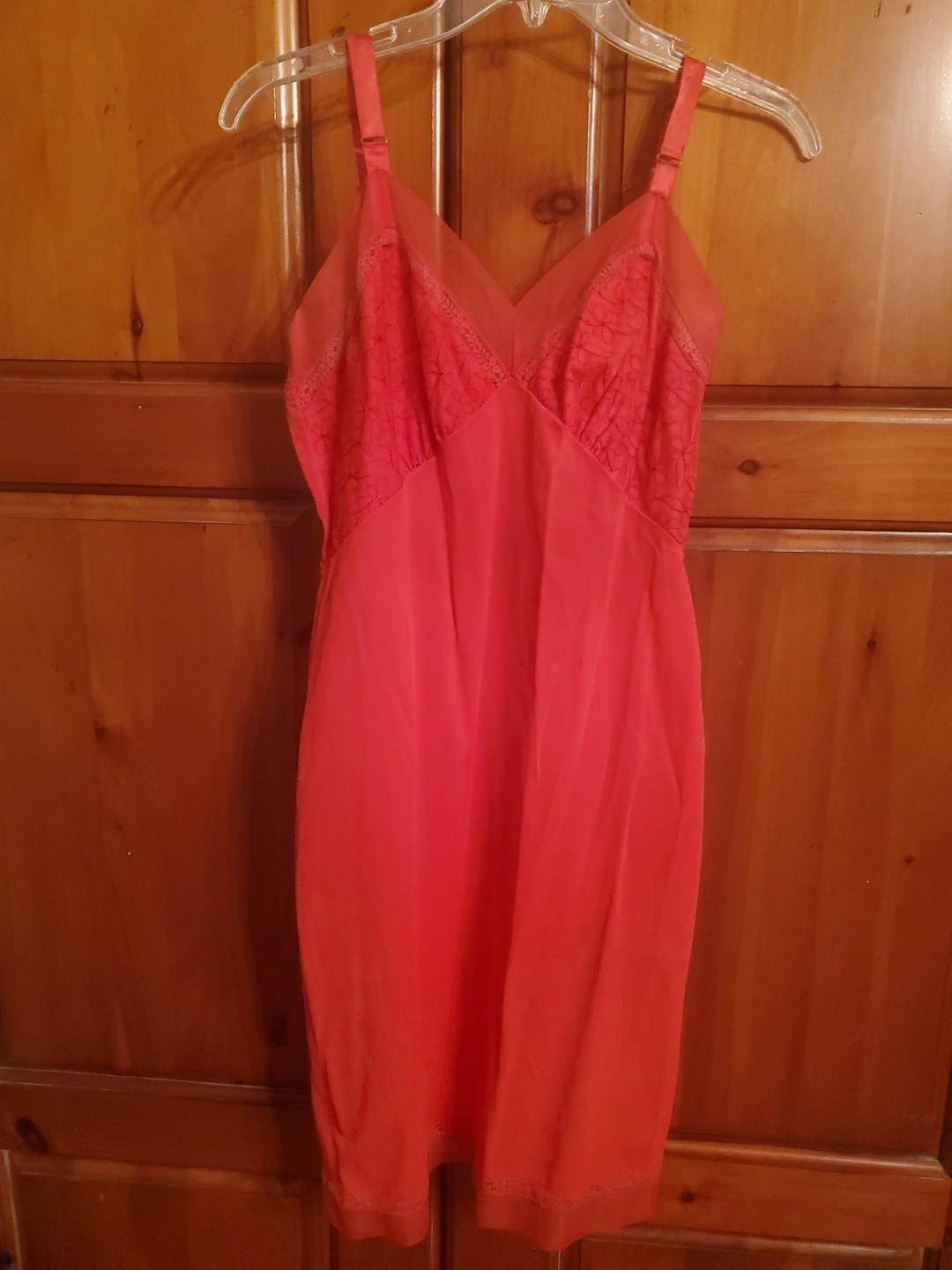 Vintage Roger&rsquo;s Fullslip Size 34 Short Nylon Tricot Rn20223 Red