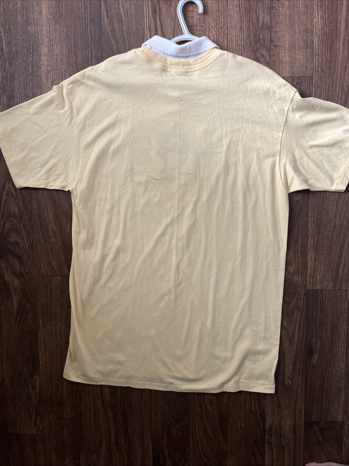 Vintage Cottagecore teacher Yellow Collared T-Shirt Embroidered Bees Made USA XL