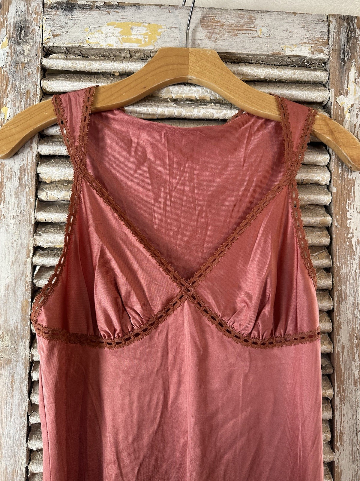 B4 Vintage Vanity Fair Pink Nightgown Nylon Size 32 Small – See Description