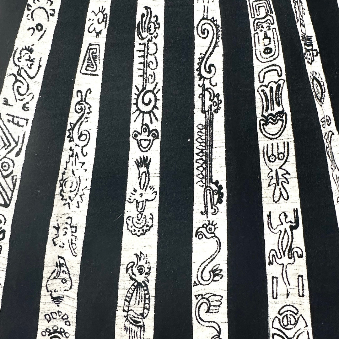 Vintage Lavable 1950s Full Circle Mexican Artistic Abstract Symbol Skirt