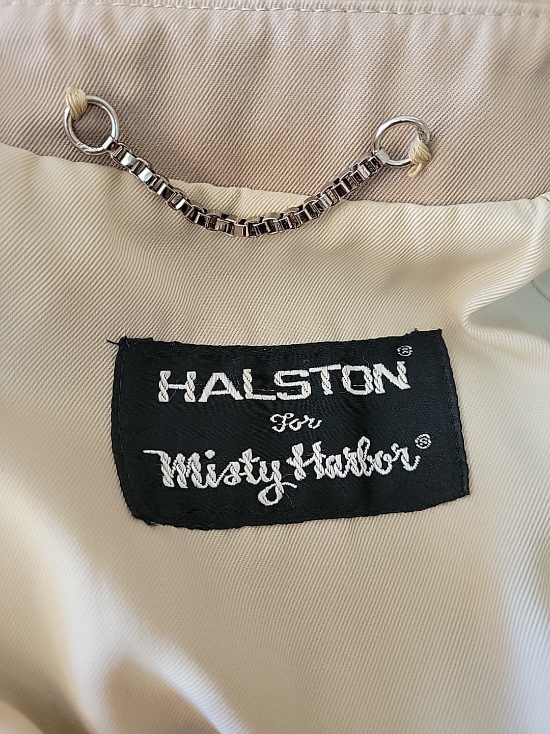 Vtg Halston for Misty Harbor Belted Lined Tan Womens Sz 6 Trench Raincoat Button