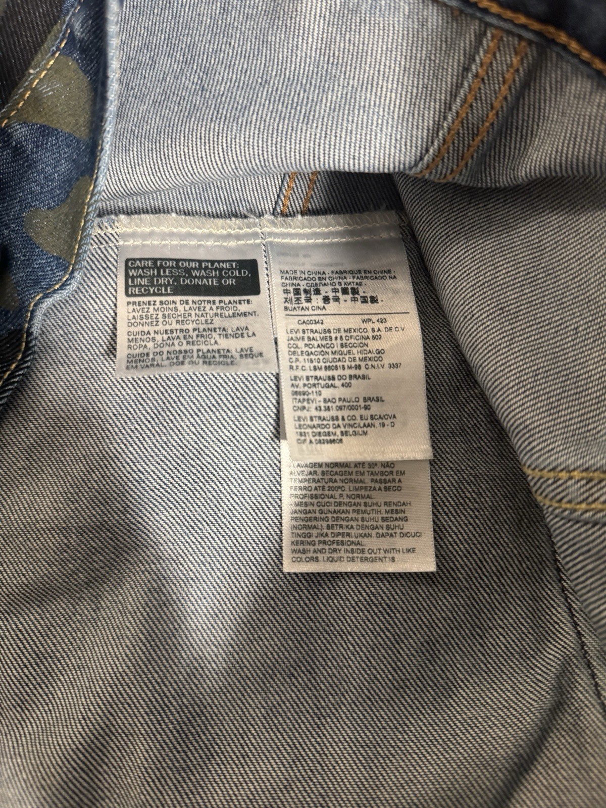 LEVI’S VINTAGE CLOTHING 1950&rsquo;S 701® WOMEN&rsquo;S JEANS SIZE W27 L32