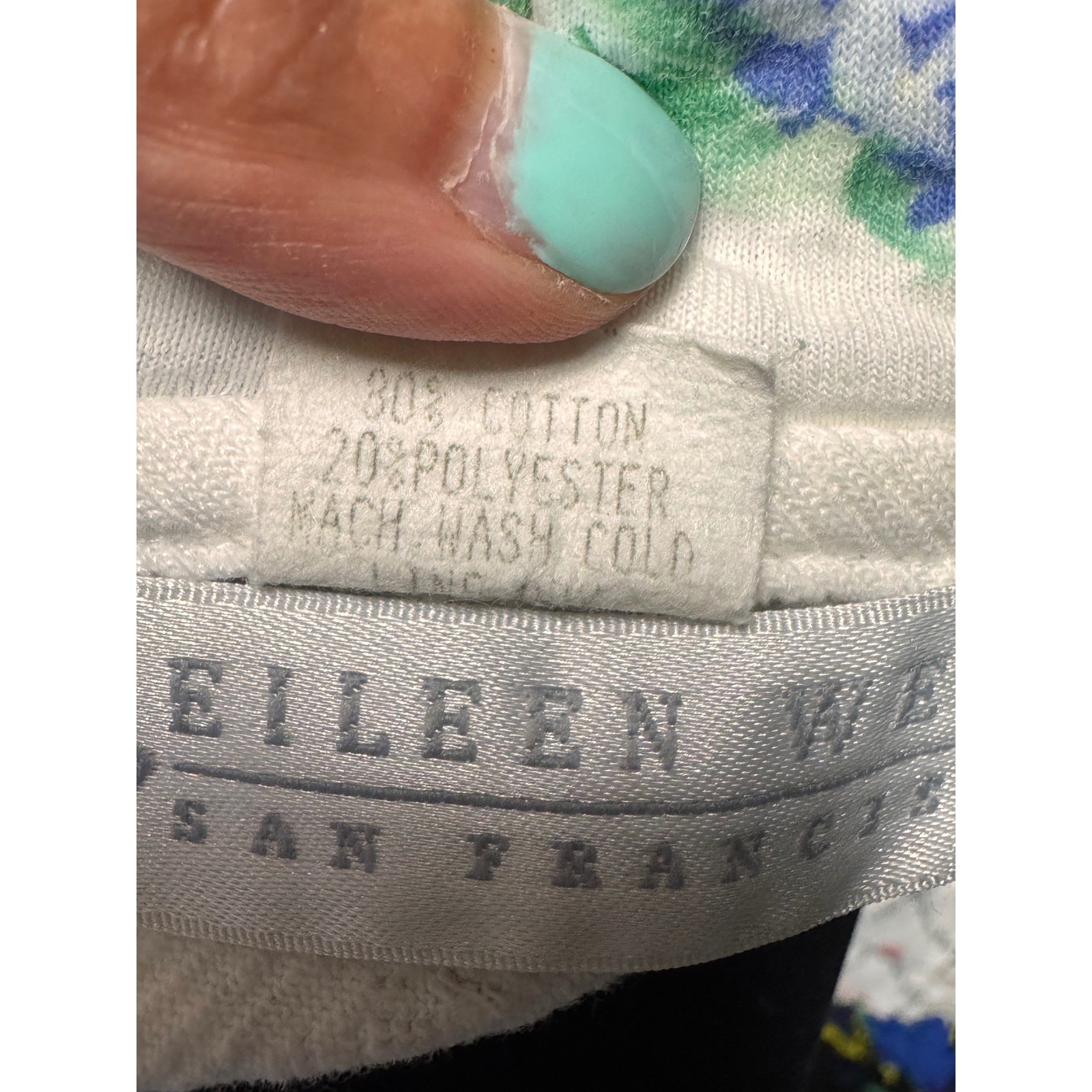 Vintage Eileen West Robe White Pointelle Floral Trim Wrap Petite USA Made 1993