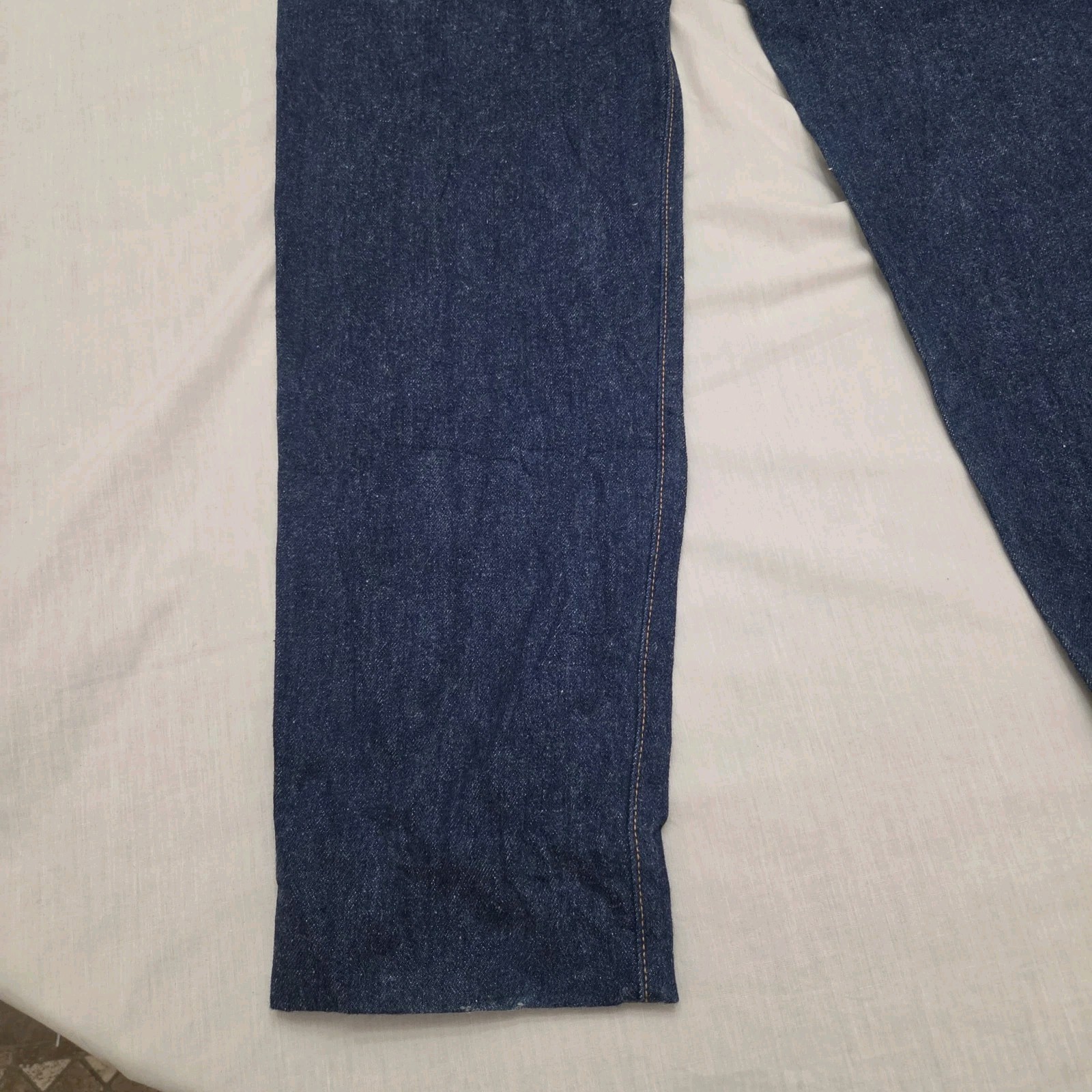 Vintage 80s/90s Levi’s 501 Button Fly Medium Wash Jeans Women’s 13 Made in USA