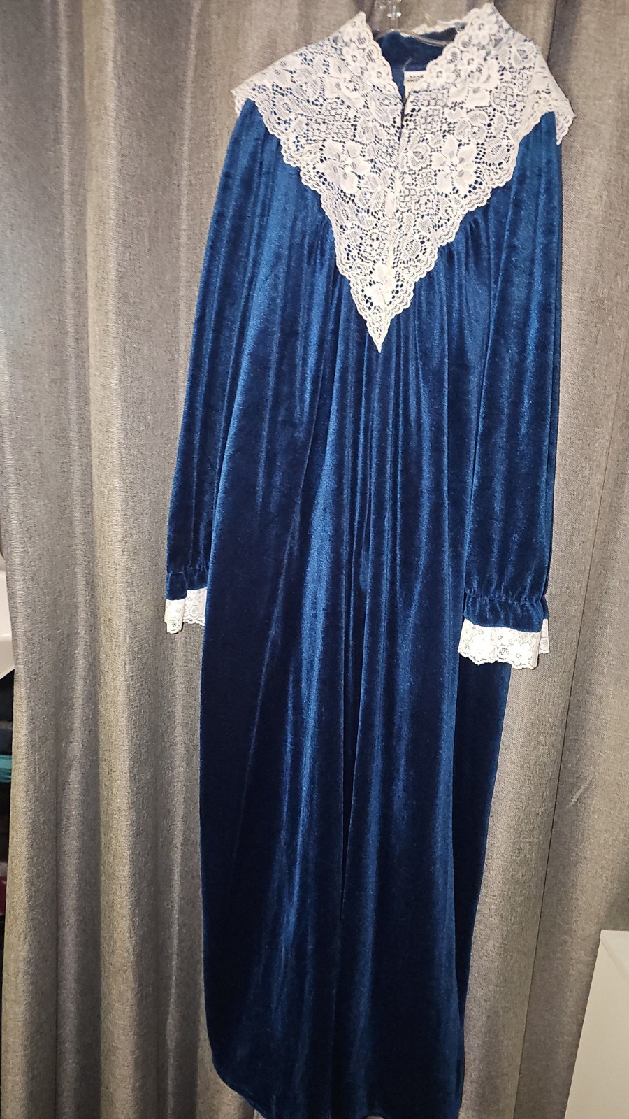 Vintage 70s Blue Velour Hostess Gown Lace Yoke Maggie McQuade USA Medium 12–14