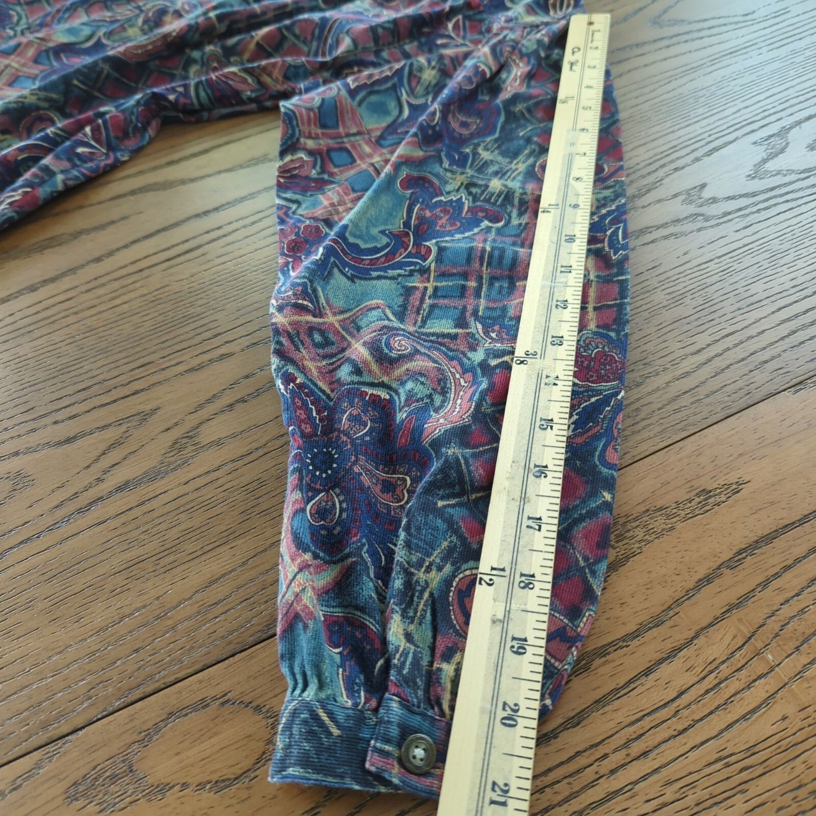 Vintage Lee Authentic Clothing Long sleeve Art Paisley Floral Button up blouse M