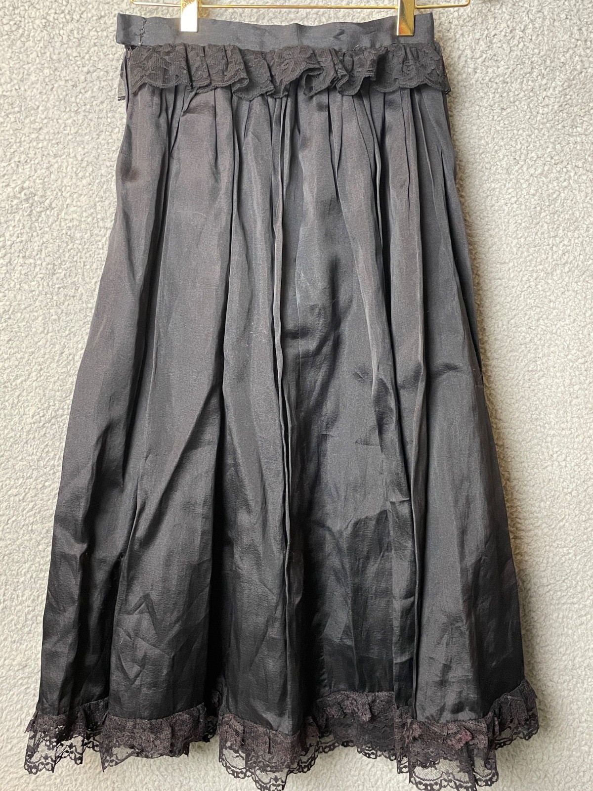 Vintage Black Taffeta Full Skirt Sz S Lace Trim Pleated 1950s Gothic Retro Midi