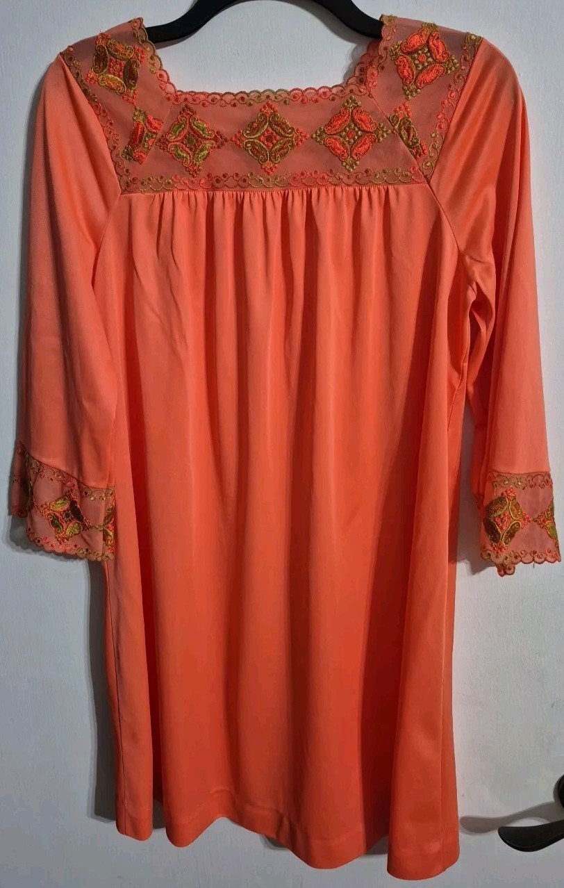 Vintage 60s Gossard Artemis Peach/Orange Gown Nylon Nightgown Size Small