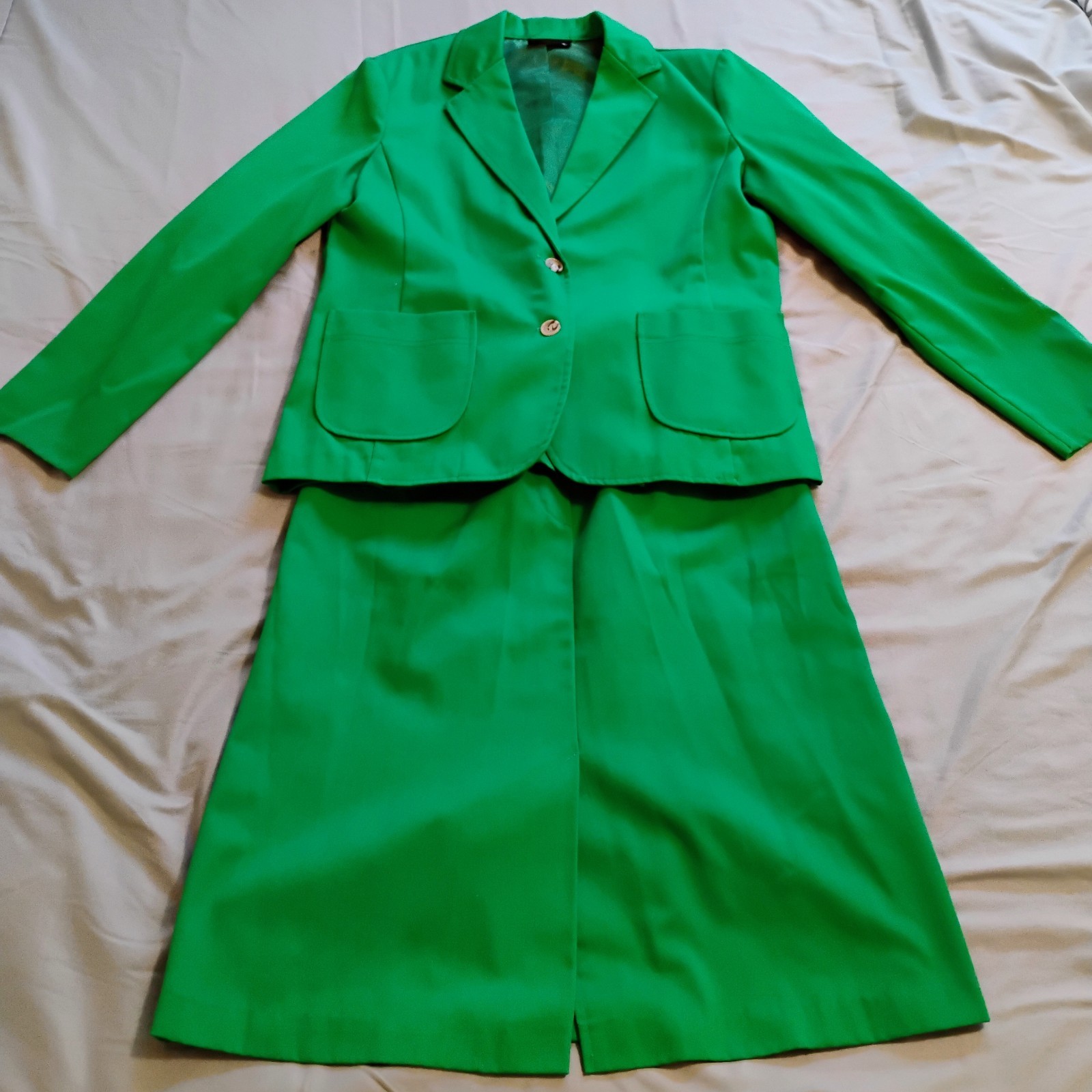 Vintage 70s 80s RRRRuss Russ Togs Green Suit Set Size Medium Skirt Blazer Belt