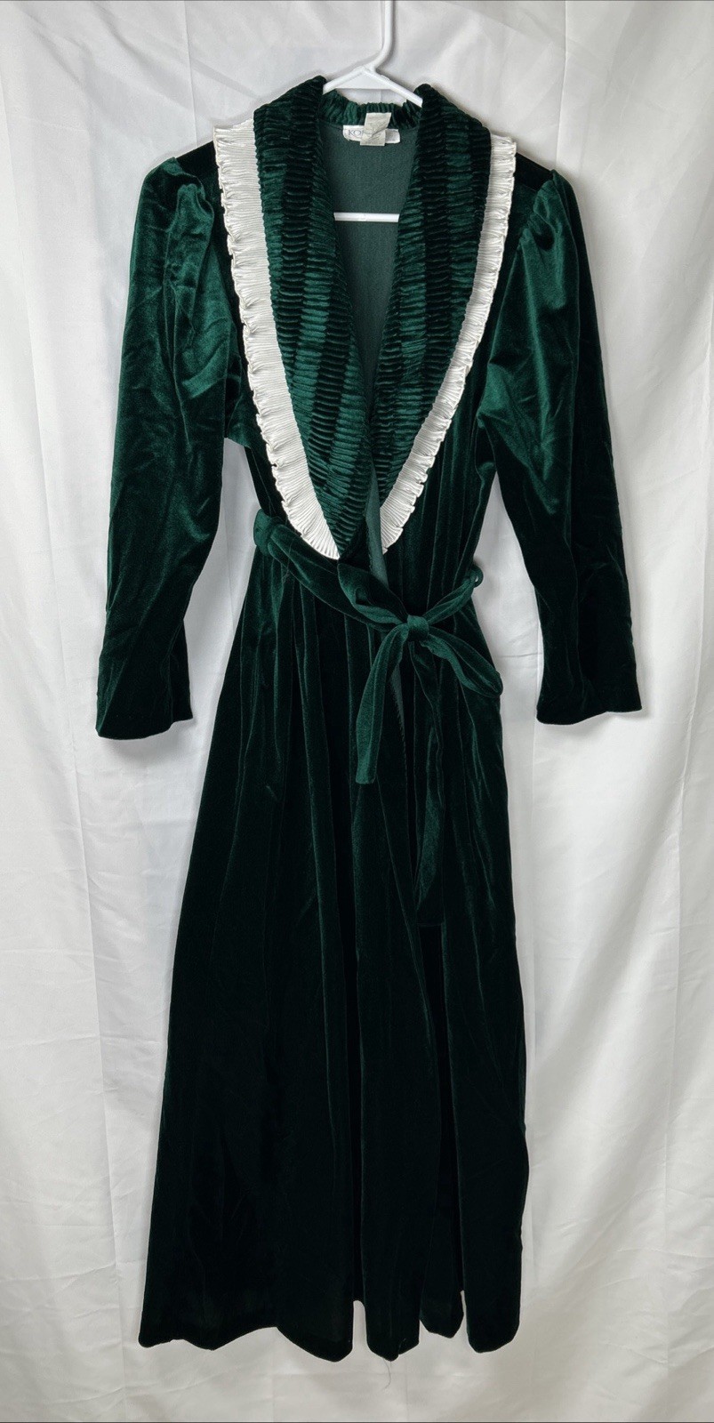 Vintage Komar Velvet Green Robe Size Medium 12/14 White Ruffle Full Length